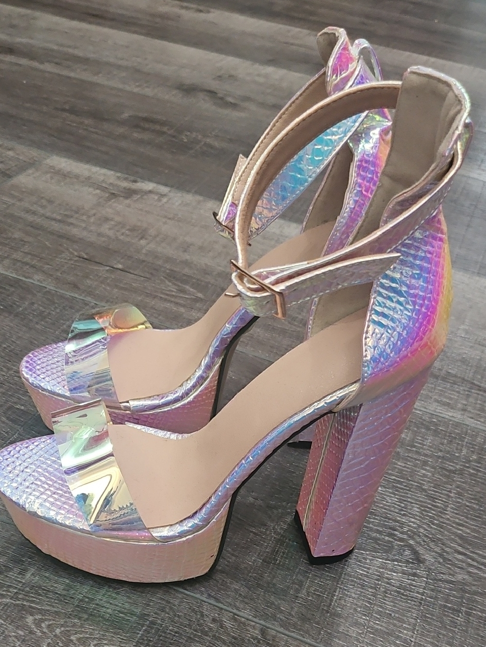 Holographic Platform Block Heel Sandals - Iridescent Pink